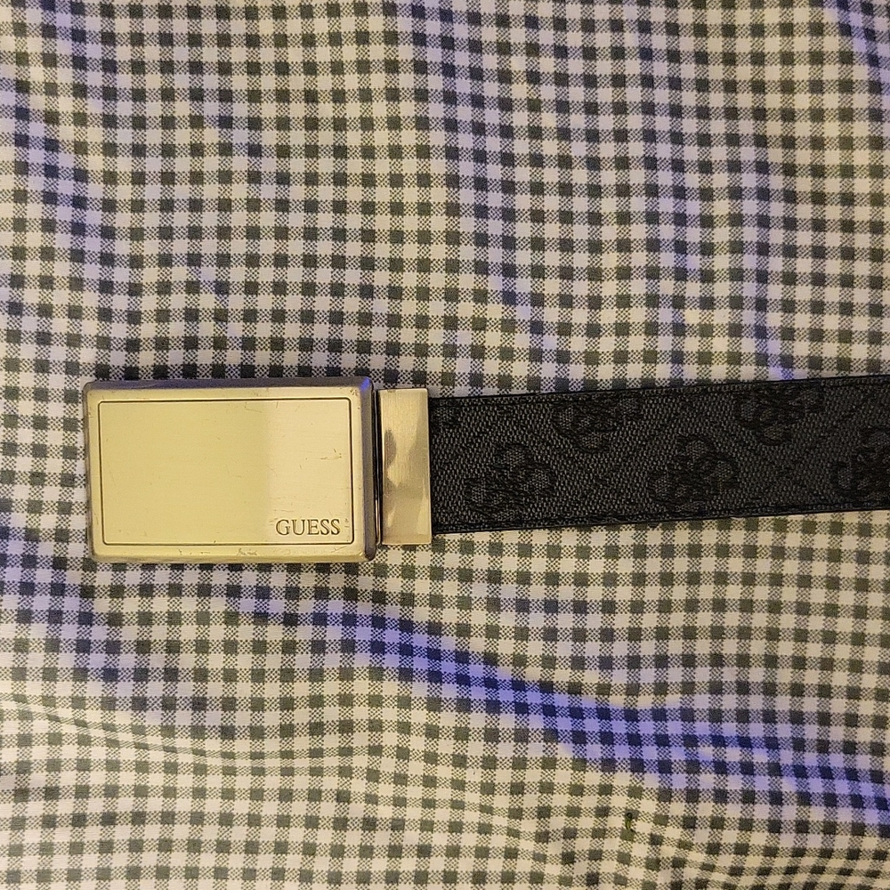 Guess belt